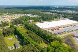 1099 Jedburg Road photo 4