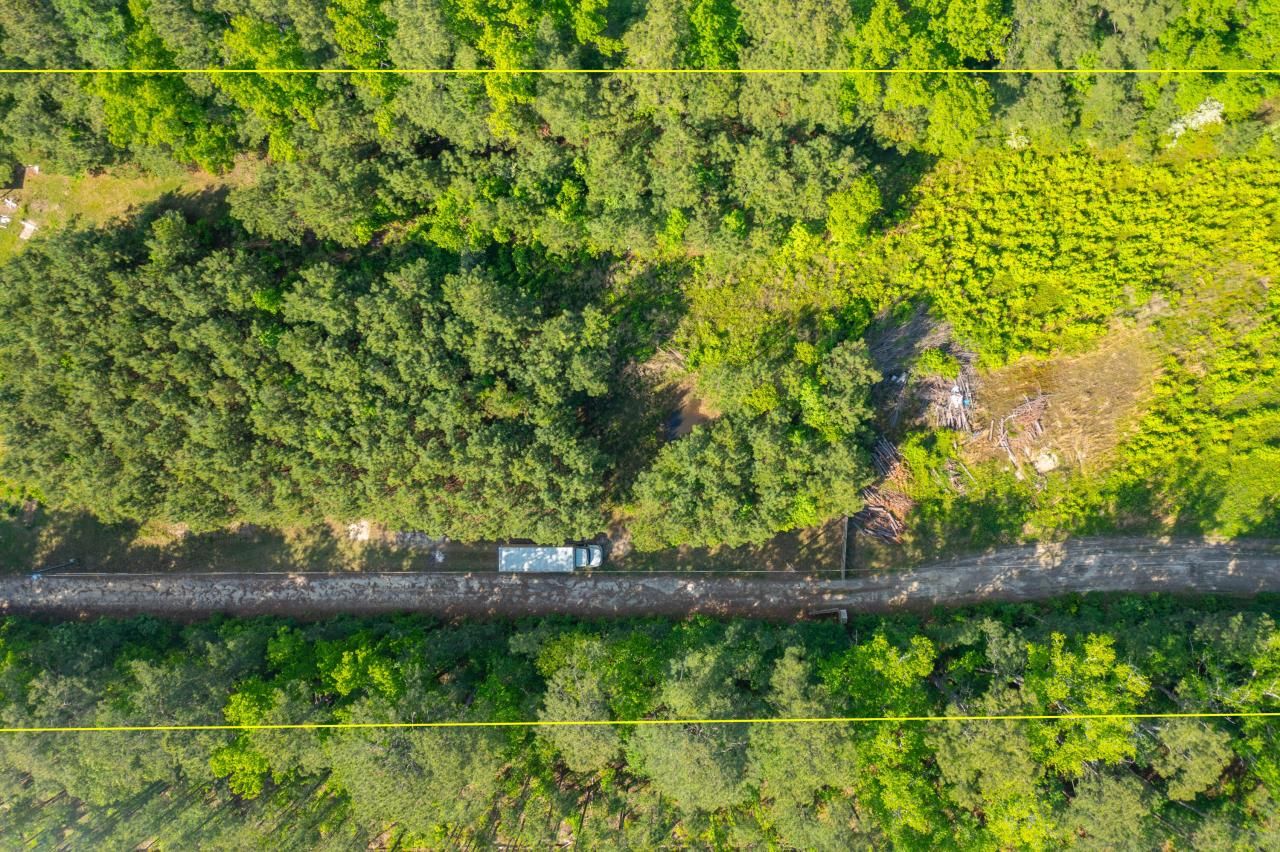 1099 Jedburg Road Photo 7