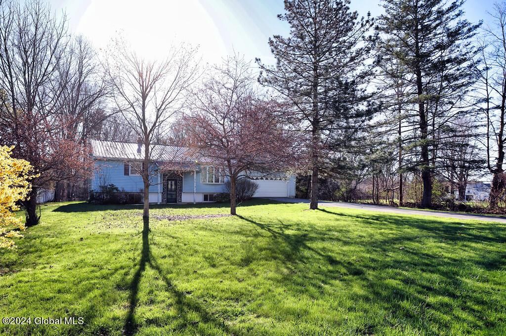 13 N Pawling Street, Hagaman, NY 12086 Main Photo