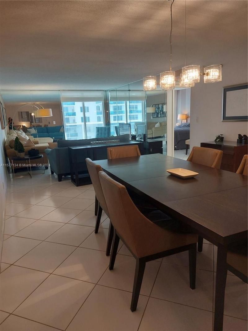 2401 Collins Ave, Unit 1107, Miami Beach, FL 33140 Photo