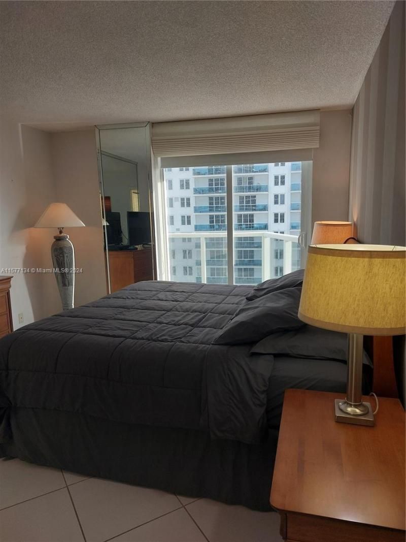 2401 Collins Ave, Unit 1107, Miami Beach, FL 33140 Photo