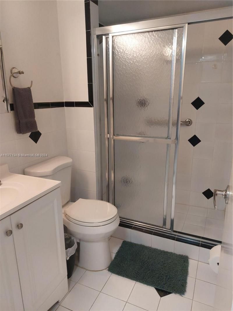 2401 Collins Ave, Unit 1107, Miami Beach, FL 33140 Photo