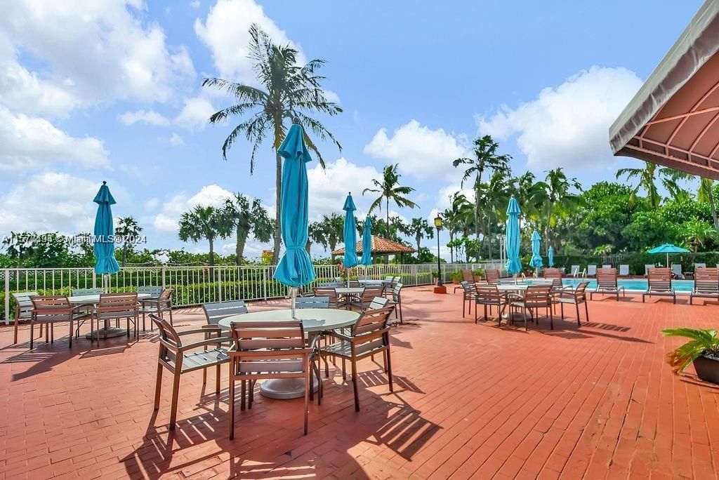 2401 Collins Ave, Unit 1107, Miami Beach, FL 33140 Photo