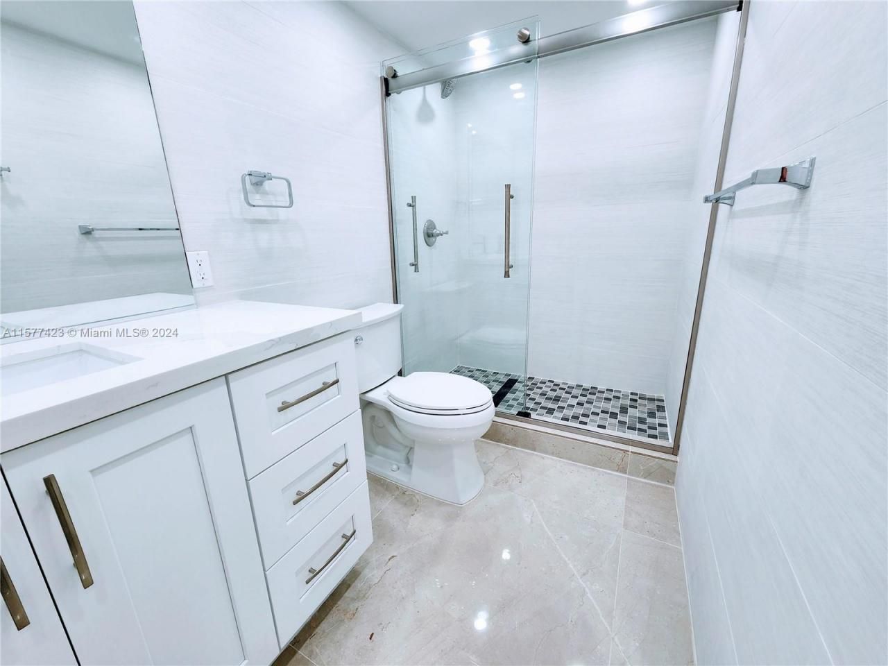 11930 NE 19th Dr, Unit 3, North Miami, FL 33181 Photo