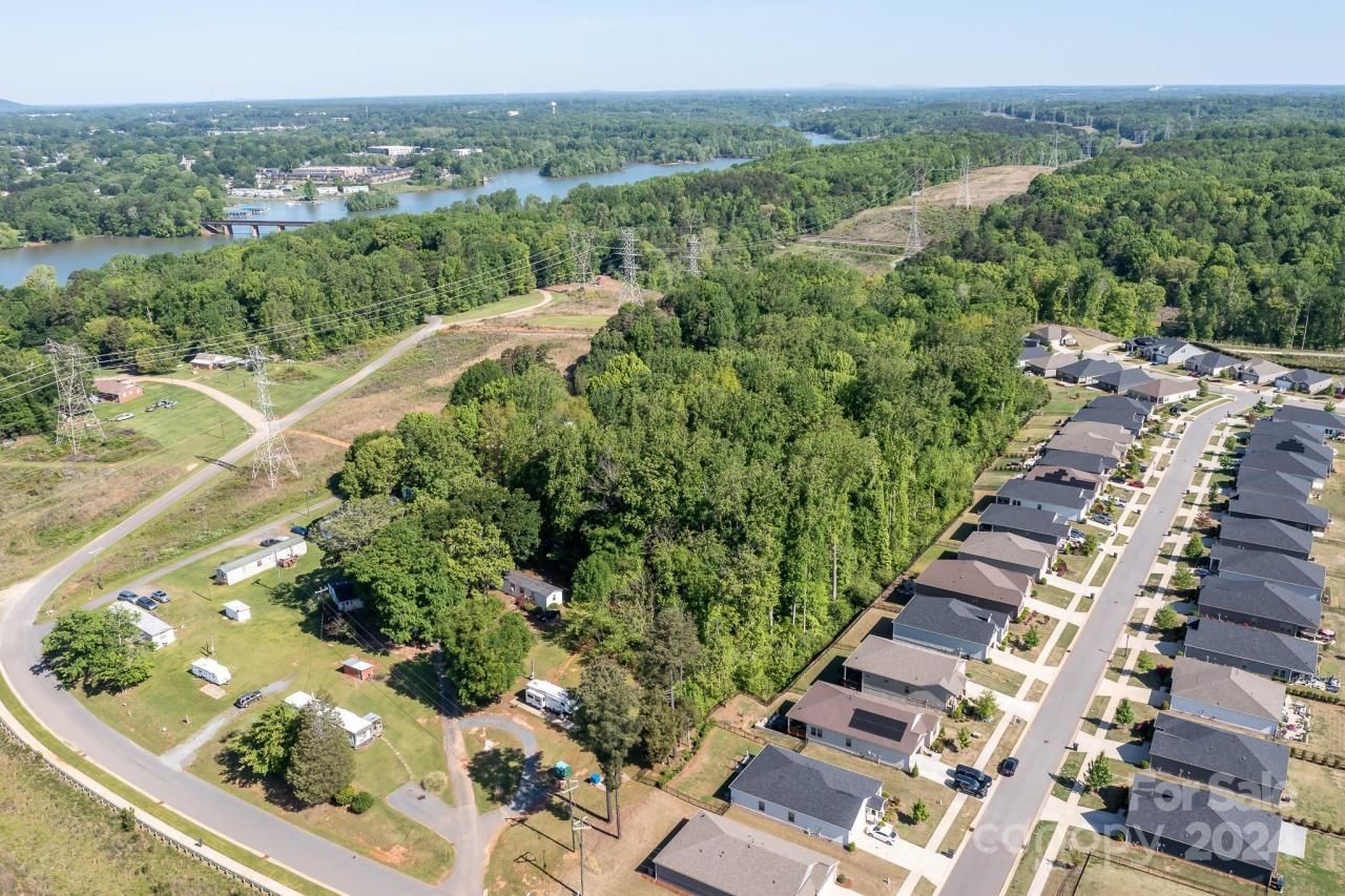 4650, 4654 & 4600 Bright Road, Charlotte, NC 28214 Main Photo