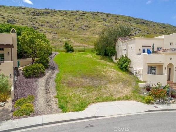 489 Bluerock Drive, San Luis Obispo, CA 93401
