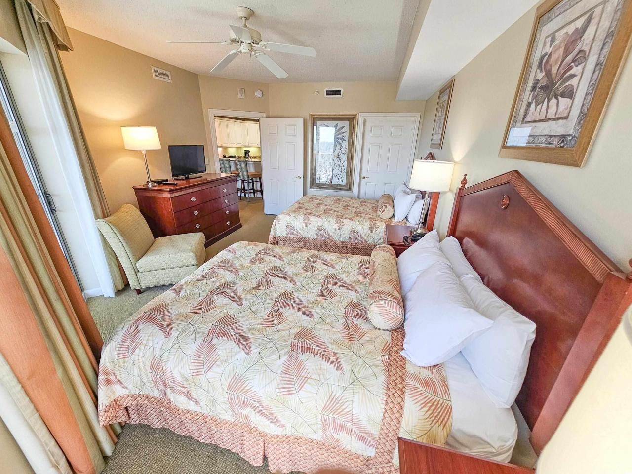 9994 Beach Club Dr. Photo 33