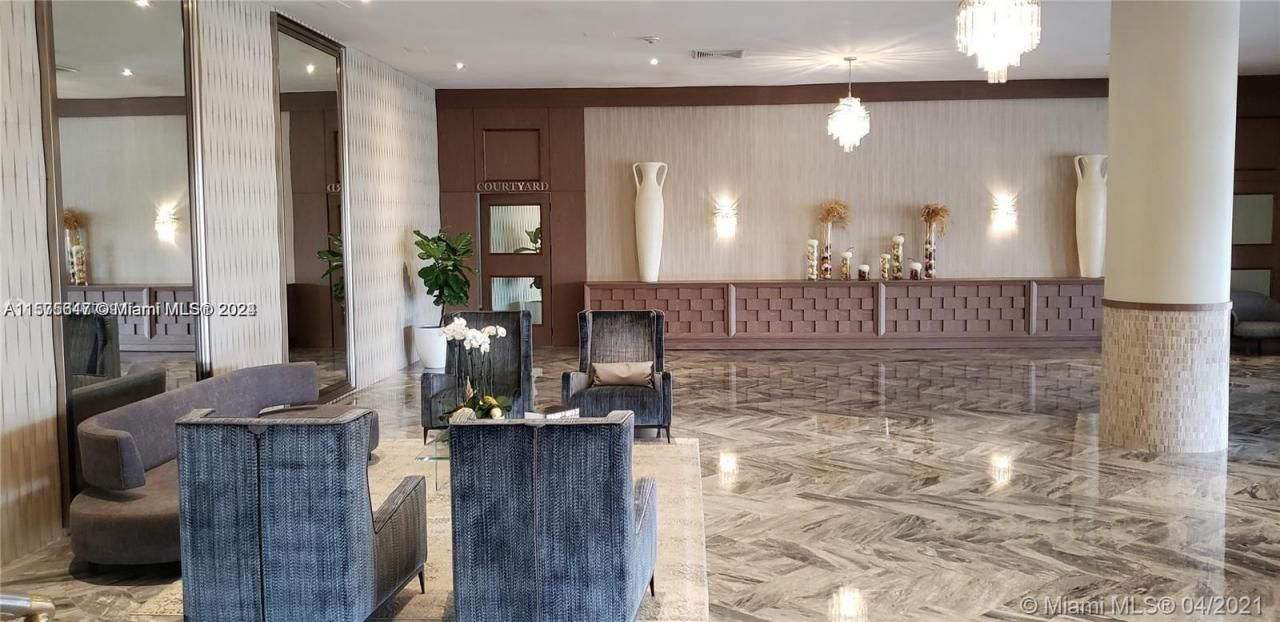 5401 Collins Ave, Unit 410, Miami Beach, FL 33140 Photo