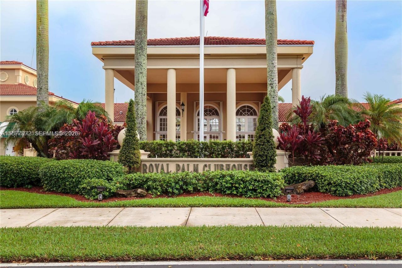 2008 SE 26th Ln, Unit 204, Homestead, FL 33035 Photo