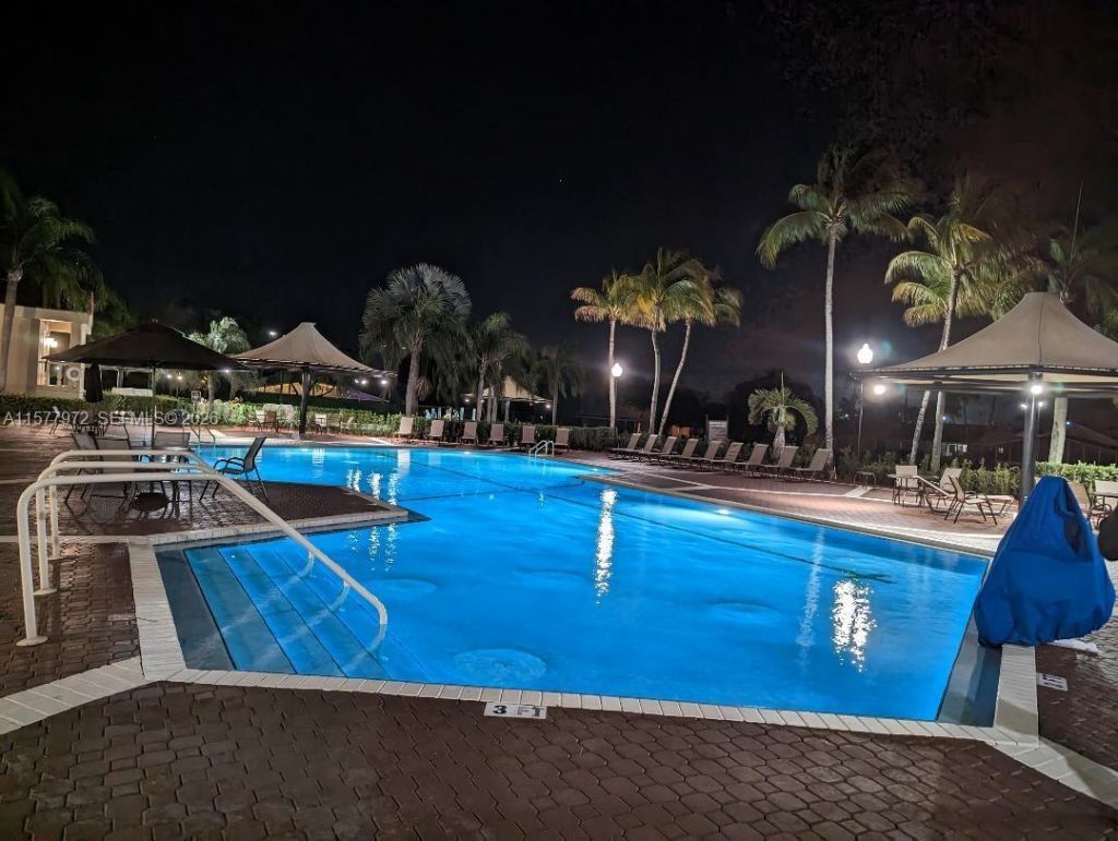 2008 SE 26th Ln, Unit 204, Homestead, FL 33035 Photo