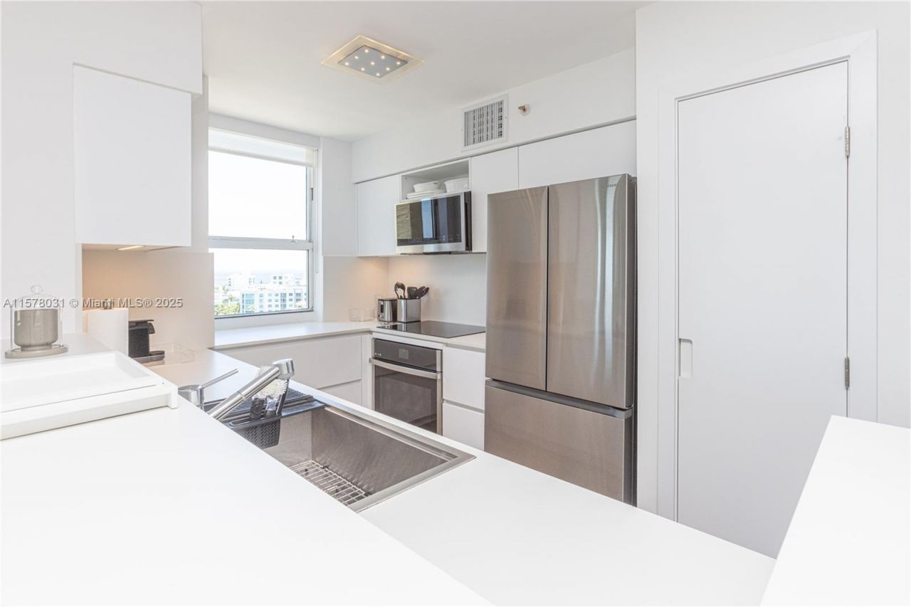 90 Alton Rd, Unit 1411, Miami Beach, FL 33139 Photo