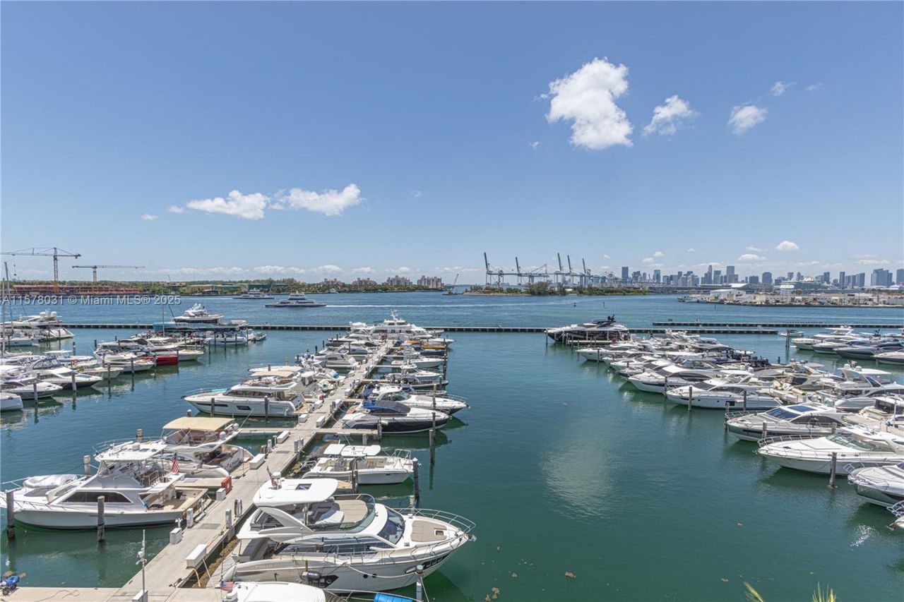 90 Alton Rd, Unit 1411, Miami Beach, FL 33139 Photo