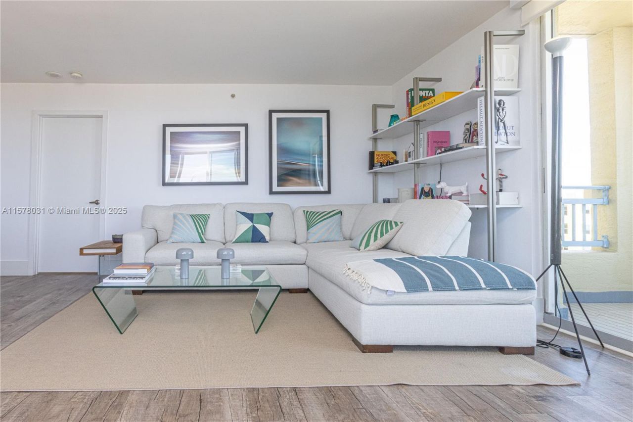 90 Alton Rd, Unit 1411, Miami Beach, FL 33139 Photo