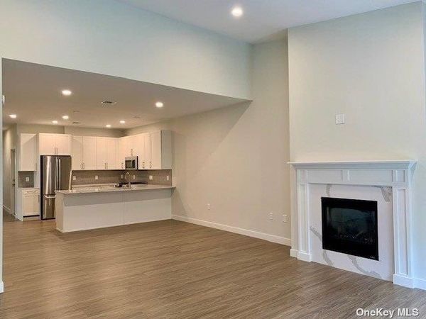 1B Country Club Drive, Manorville, NY 11949