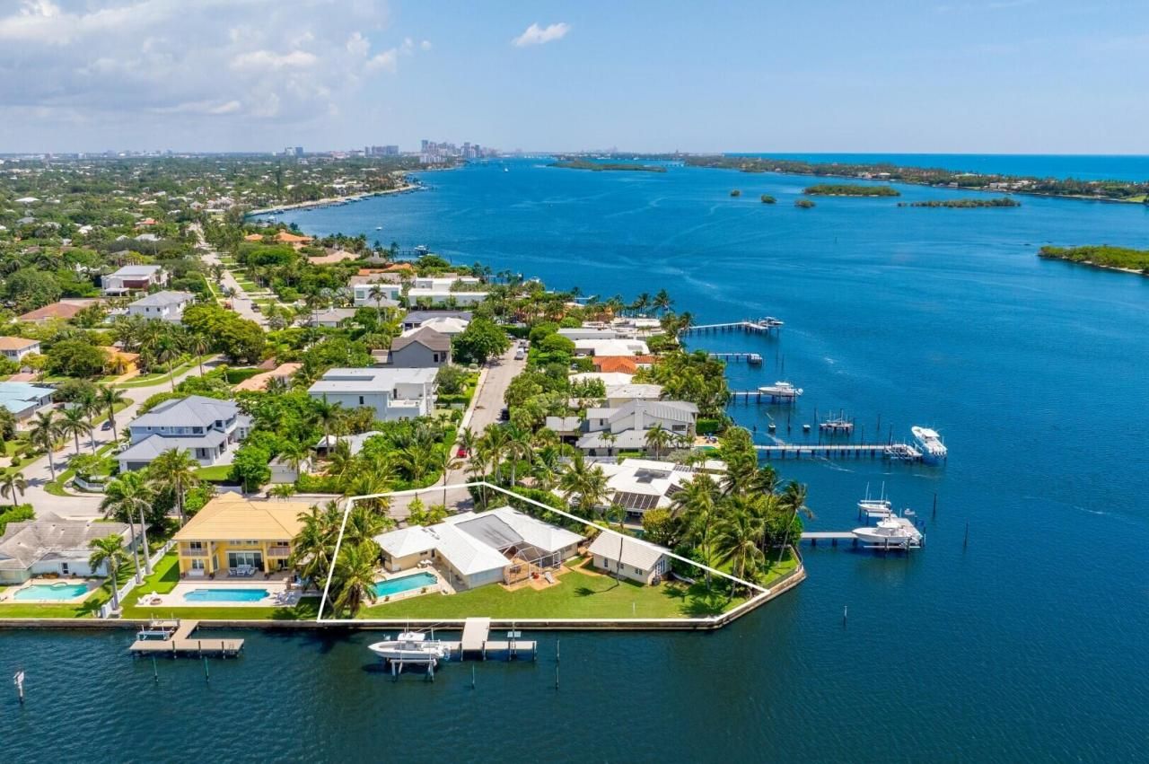 8026 Flagler Court, West Palm Beach, FL 33405 Photo