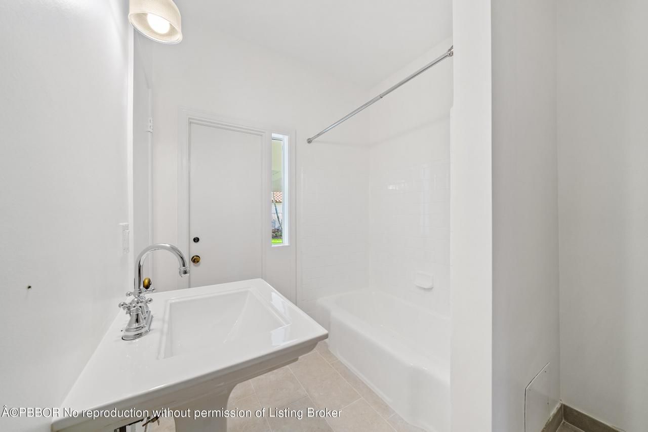 210 Russlyn Drive, West Palm Beach, FL 33405 Photo