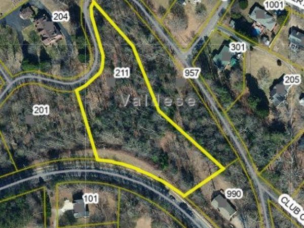 211 Martinat Drive NE, Valdese, NC 28690