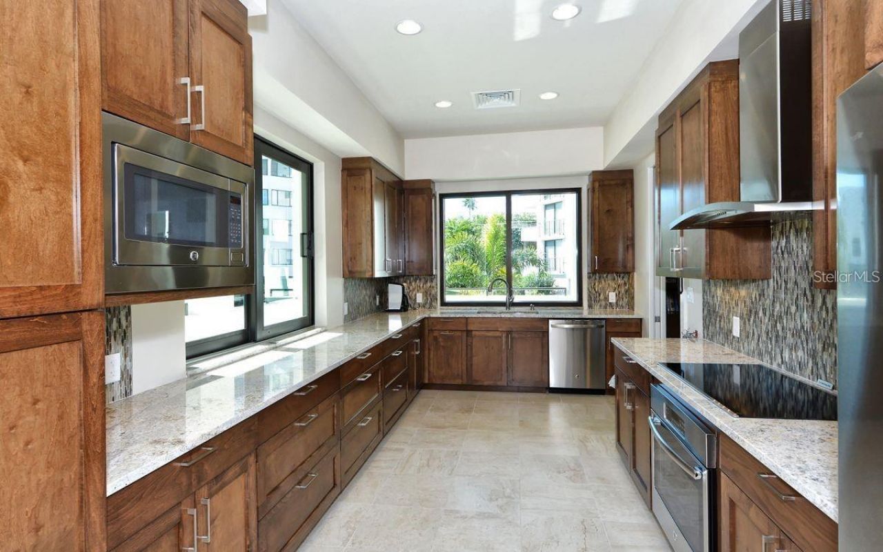 1465 Gulf Of Mexico Drive, Unit 504, Longboat Key, FL 34228 Photo