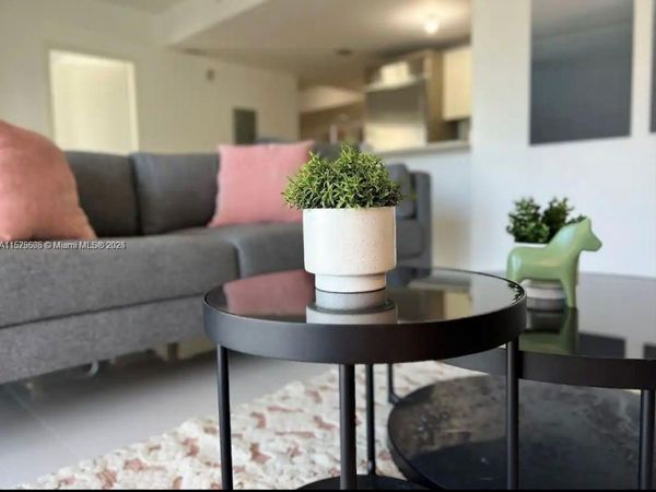 1300 BRICKELL BAY DR, Unit 3400, Miami, FL 33131