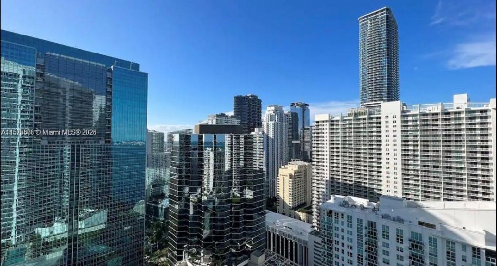 1300 Brickell Bay Dr, Unit 3400, Miami, FL 33131 Photo