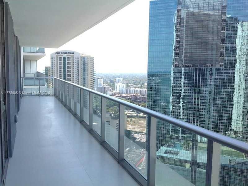 1300 Brickell Bay Dr, Unit 3400, Miami, FL 33131 Photo