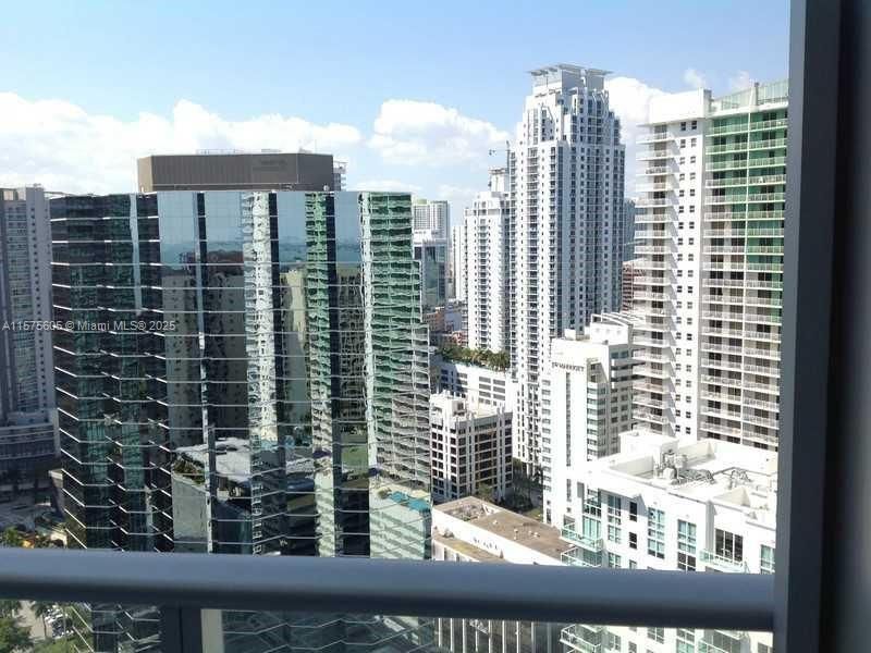 1300 Brickell Bay Dr, Unit 3400, Miami, FL 33131 Photo