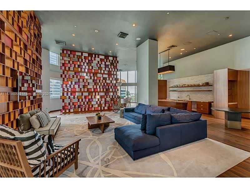 1300 Brickell Bay Dr, Unit 3400, Miami, FL 33131 Photo