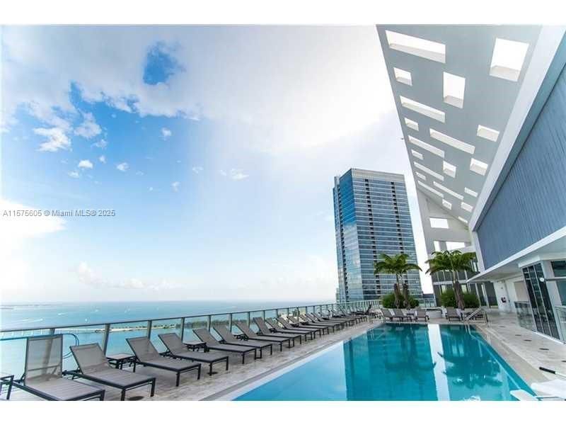 1300 Brickell Bay Dr, Unit 3400, Miami, FL 33131 Photo