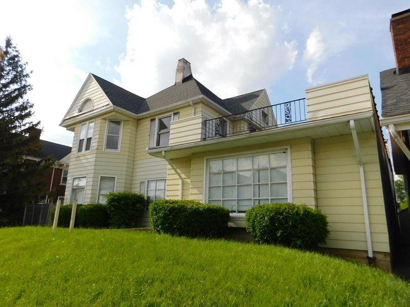 608 W High Street, Piqua, OH 45356 Photo 2