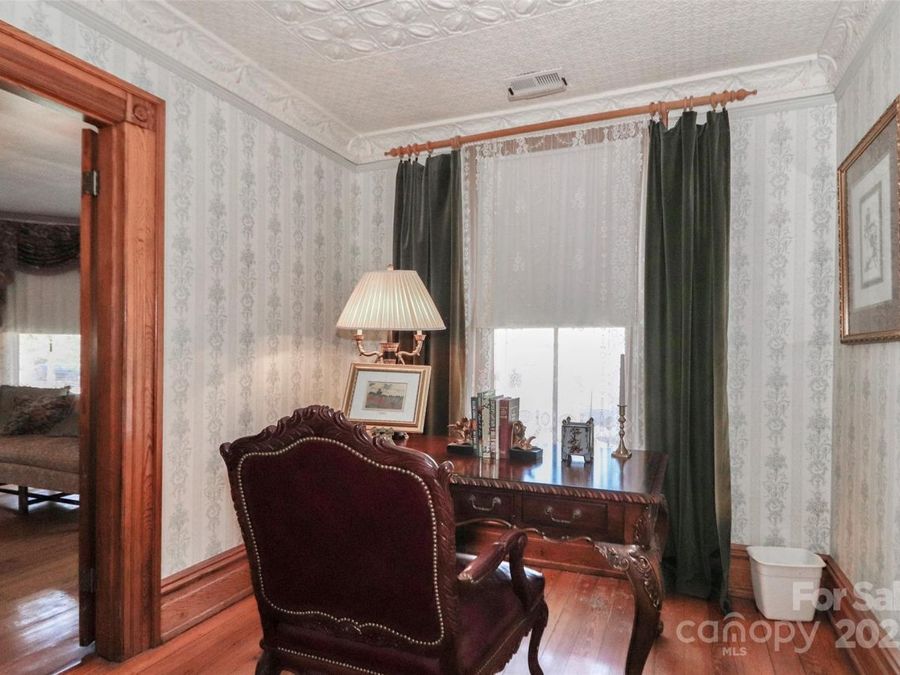 Property Image 25