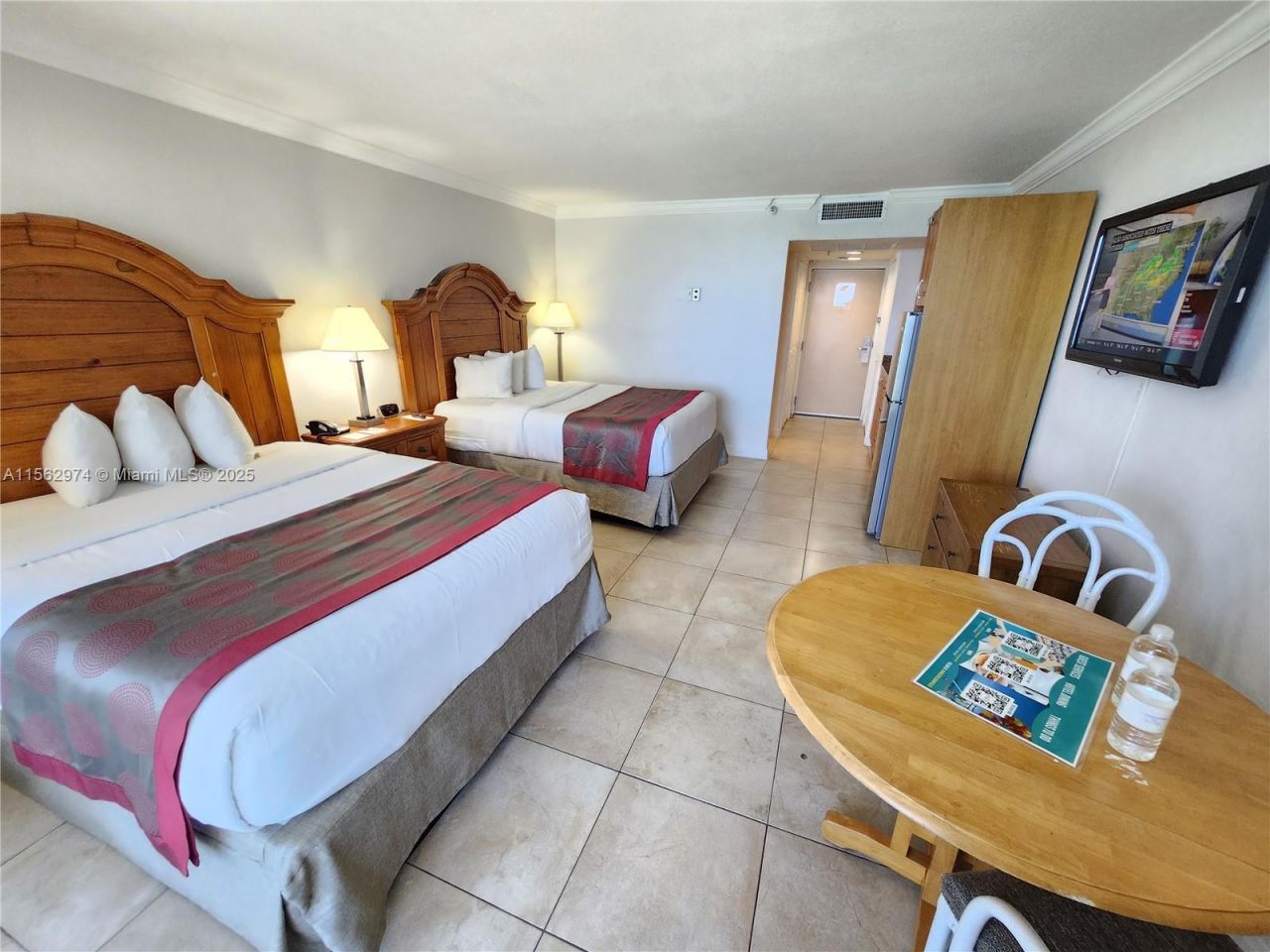 19201 Collins Ave, Unit 846, Sunny Isles Beach, FL 33160 Photo