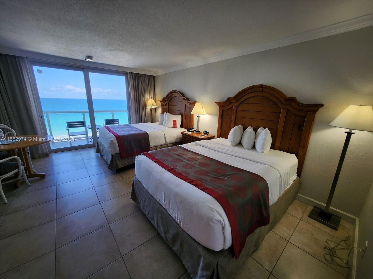 19201 Collins Ave, Unit 846, Sunny Isles Beach, FL 33160 Photo