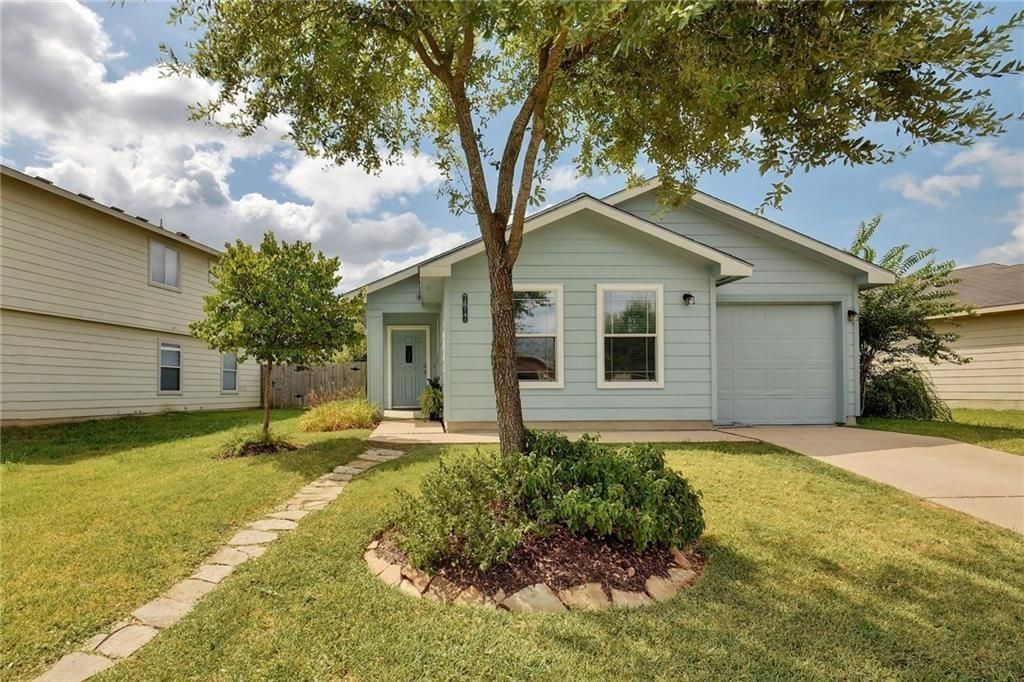 7617 Cayenne Ln, Austin, TX 78741 Main Photo