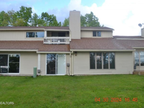 7000 Big Horn Drive, Crossville, TN 38572