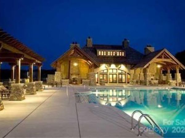 331 Skyecroft Way, Waxhaw, NC 28173