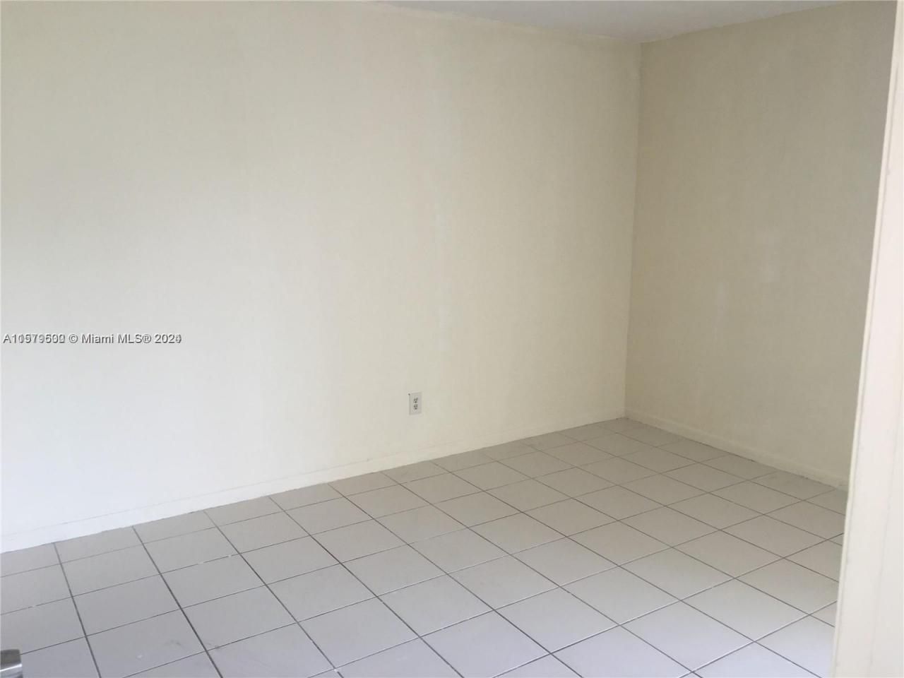 3396 Foxcroft Rd, Unit 308, Miramar, FL 33025 Photo