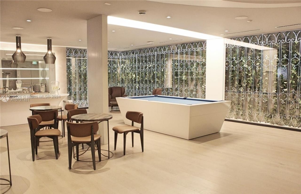 1000 Brickell Plz, Unit 1811, Miami, FL 33131 Photo