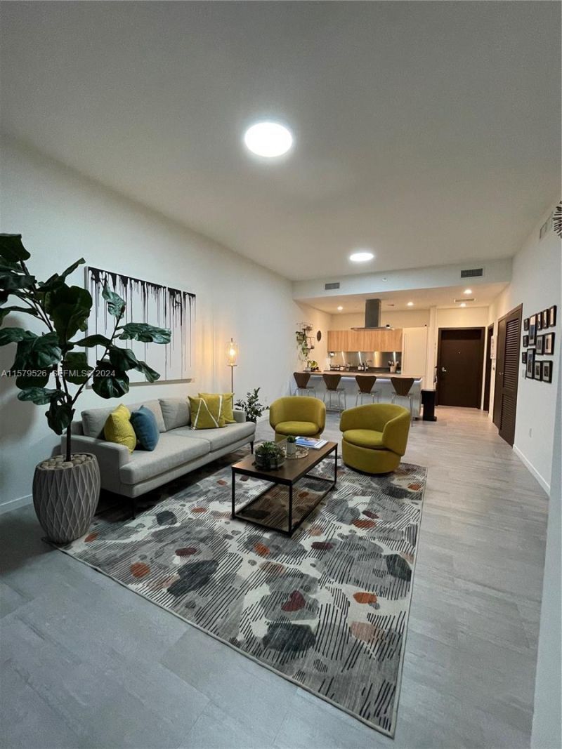 1000 Brickell Plz, Unit 1811, Miami, FL 33131 Photo