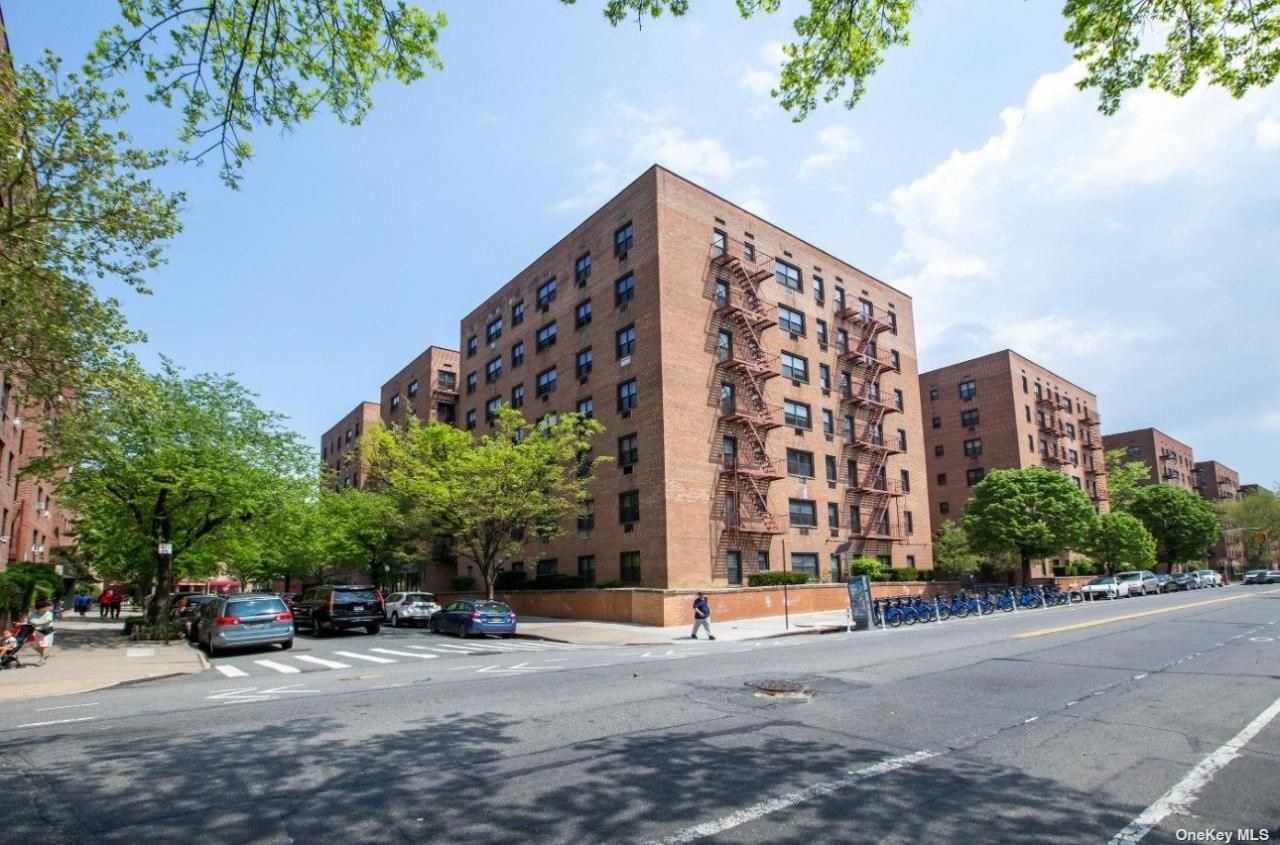 99-06 58th Avenue, Unit 6-E, Corona, NY 11368 Main Photo