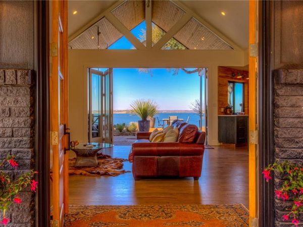 9007 Dickson Road, Fort Worth, TX 76179