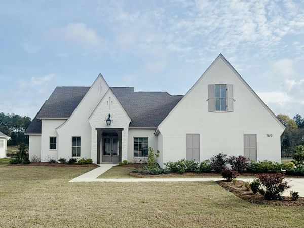 168 Westlake Circle, Madison, MS 39110