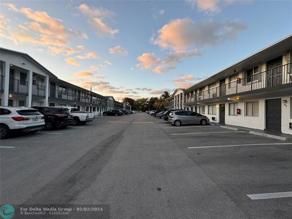 1814 E Oakland Park Boulevard, Unit 49, Fort Lauderdale, FL 33306
