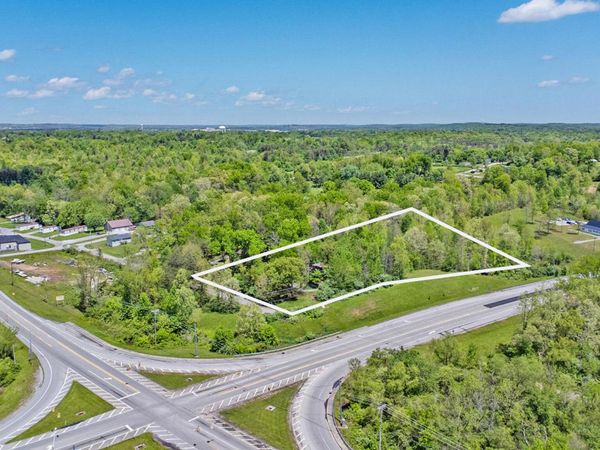 175 County Seat Rd, Crossville, TN 38555