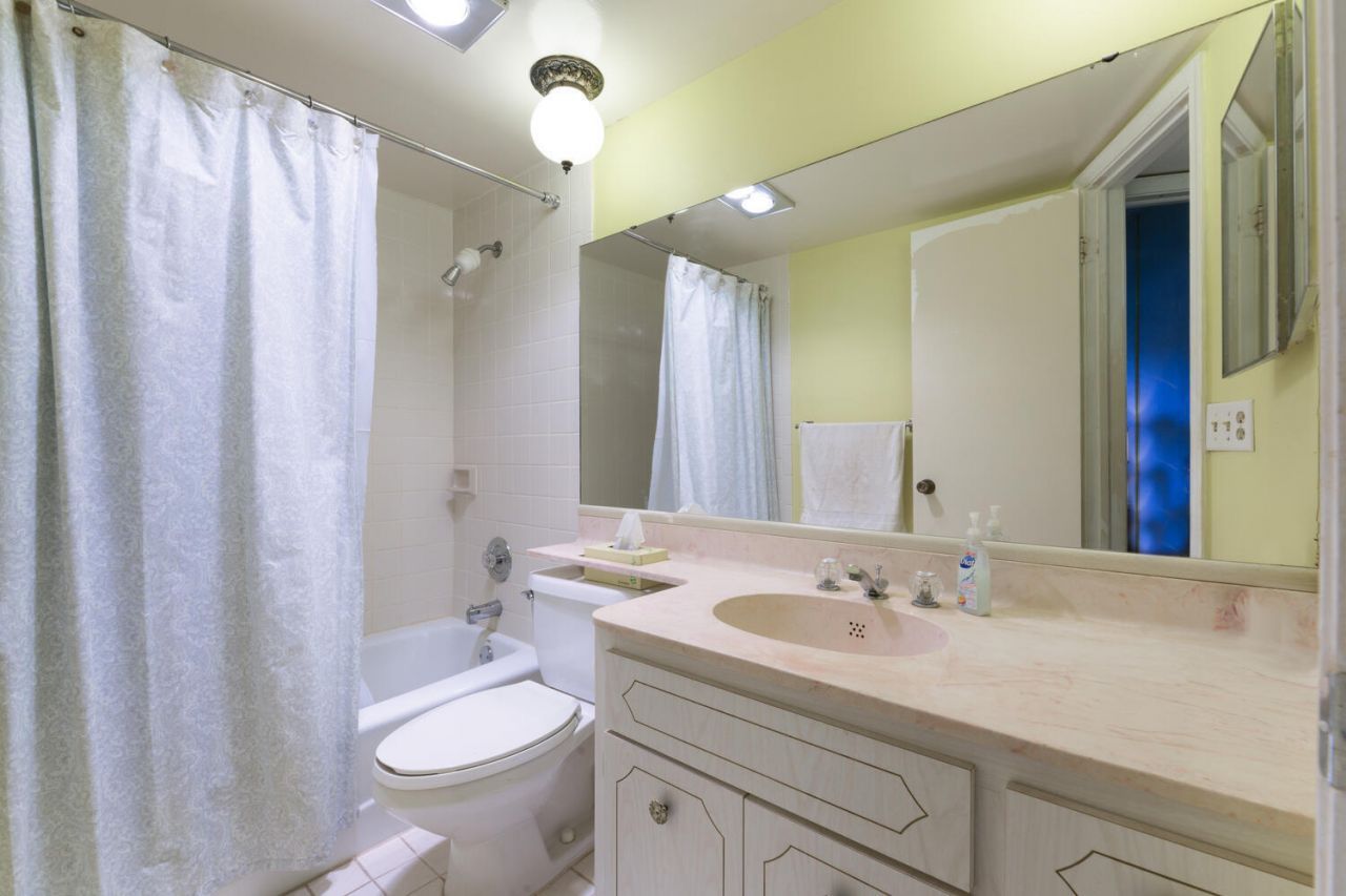 28 Yacht Club Drive, Unit 109, North Palm Beach, FL 33408 Photo