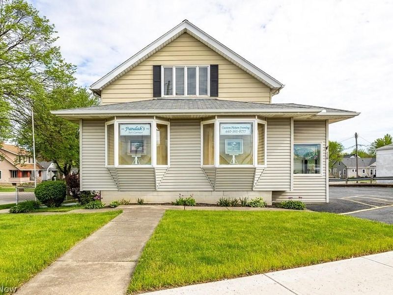 436 Cleveland Street, Elyria, OH 44035 Photo 2