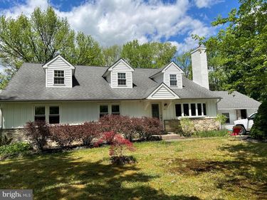 200 N SHADY RETREAT ROAD, DOYLESTOWN, PA 18901