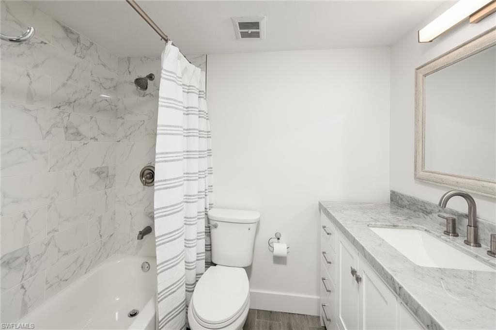 6102 Augusta Dr, Unit 210, Fort Myers, FL 33907 Photo