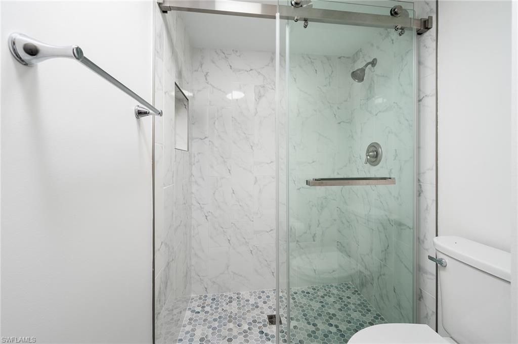 6102 Augusta Dr, Unit 210, Fort Myers, FL 33907 Photo