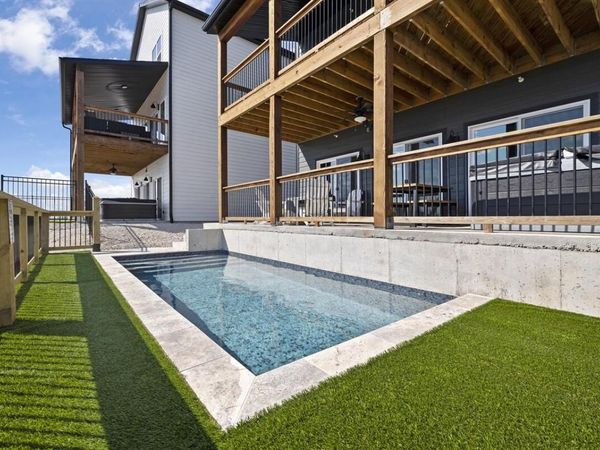 208 & 212 Chateau Mountain Hilltop Way, Branson, MO 65616