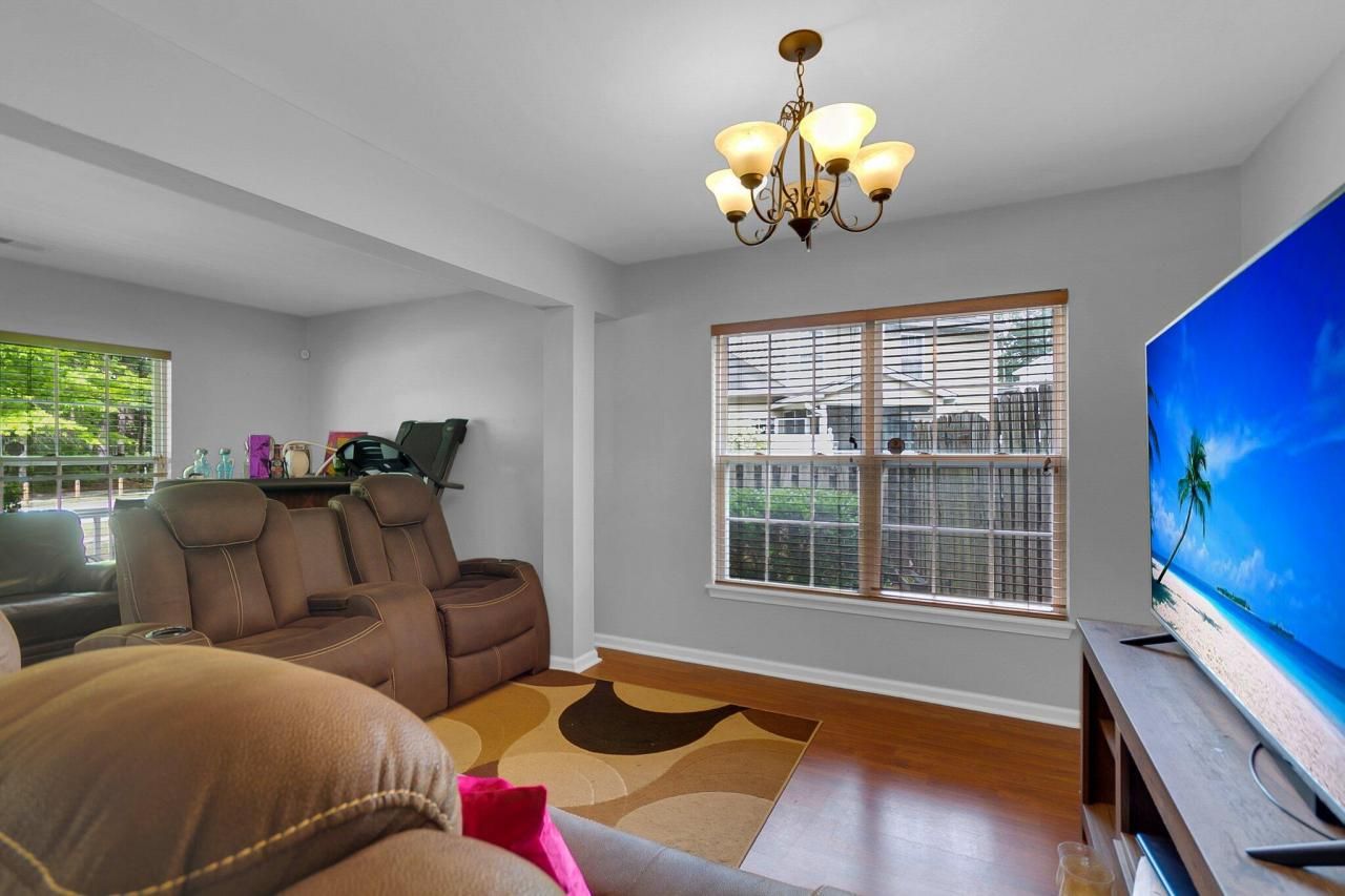 215 Breckingridge Drive Photo 7